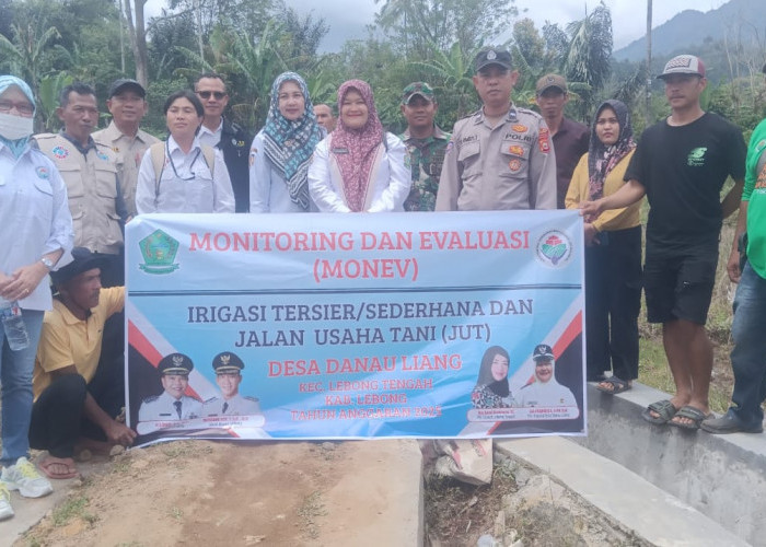 Monev Kecamatan Pastikan Pembangunan Irigasi Desa Danau Liang Sesuai RAB