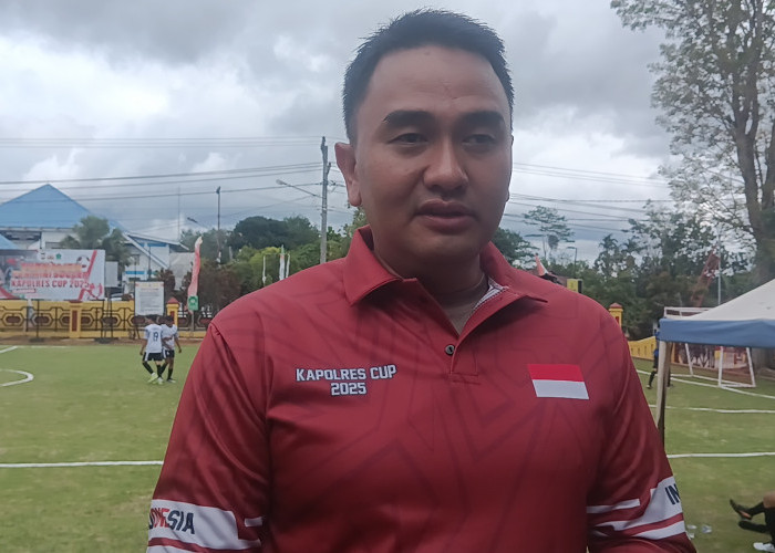 Satukan Warga Lewat Olahraga Turnamen Mini Soccer 