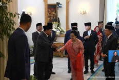 Prabowo-Megawati Bergandengan, Sahroni NasDem Ikut Bahagia