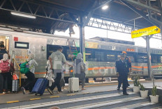 Penjualan Tiket Kereta Api Selama Nataru Tembus Lebih Dari 3 Juta