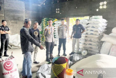 Polisi Bongkar Praktik Beras Oplosan dengan Kemasan Bulog di HST, Masyarakat Diminta Waspada