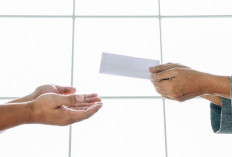 Bagaimana Cara Sedekah untuk Orang Meninggal Menurut Islam?