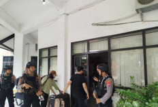 Kantor Disbudparpora Ponorogo Digeledah KPK