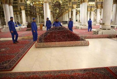 Masjidil Haram Dilengkapi 25.000 Karpet Baru selama Bulan Ramadhan