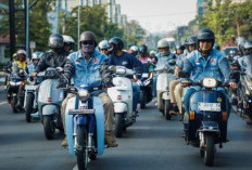 Gubernur Ahmad Luthfi dan Wagub Taj Yasin Salurkan Bansos Kepada Warga Terdampak Rob