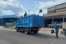 Sampah Lebaran Meningkat, DLH Lebong Siagakan Petugas dan Armada Kebersihan