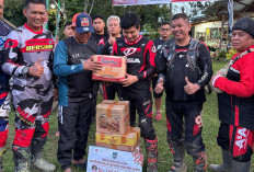 Bupati Arie Bantu Korban Bencana Alam Solok