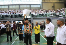 Gegap Gempita Penyerahan SK PPPK Paruh Waktu, SK dan SPMT Bisa Diunduh melalui SIMPEG