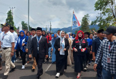 Ribuan Simpatisan dan 9 Parpol Pengusung  Iringi Langkah Pasangan Kopli - Roiyana Daftar Pertama ke KPU Lebong