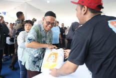 Rayakan HUT ke-27, Bank Mandiri Hadirkan Pasar Murah di Nawasena, Libatkan Ratusan UMKM