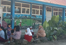 Suasana Hari Pertama Sekolah, SDN 21 Lebong Dipadati Orang Tua Siswa Baru