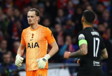 Tangis Kiper Tottenham Hotspur Antonin Kinsky Bikin Joe Hart Patah Hati