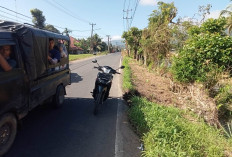 Jalan Provinsi di Desa Pyambik Retak Parah, Pengendara Diminta Ekstra Hati-Hati