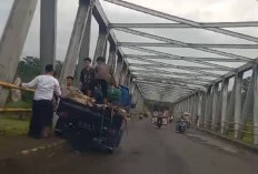 Viral di Medsos Warga Buang Sampah ke Sungai, DLH Bengkulu Utara Geram