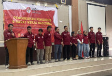 Forum Mahasiswa Merah Putih Desak Anwar Usman Mundur dari Hakim MK