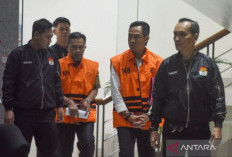 HP Berisi Percakapan Pemerasan THR yang Menjerat Bupati Cilacap Disita KPK