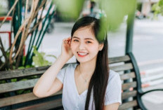 5 Tanda Seseorang Hanya Pura-Pura Bahagia