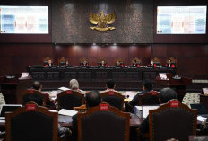 Buktikan Dalil Kecurangan Prabowo-Gibran, Tim Hukum AMIN Yakin MK Ambil Keputusan Serius
