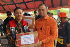 Pertamina Patra Niaga Salurkan Bantuan bagi Korban Terdampak Pergeseran Tanah di Purwakarta
