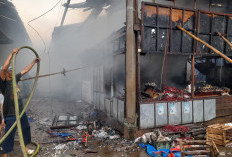 Puluhan Los Pasar TU Kota Bogor Hangus Terbakar
