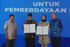 Aqua Berangkatkan 30 Marbut Masjid Umrah