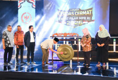 Kisah Inspiratif, Siswa Pulau Taliabu Tempuh Laut 2 Hari, Wagub Berikan Apresiasi