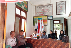 Seluruh Layanan Warga Harus Dilakukan di Kantor Desa