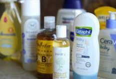  Daftar Skincare Bayi Baru Lahir yang Aman Digunakan Untuk Kulit 