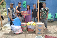 Korban Bencana Angin Puting Beliung Terima Bantuan