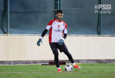 Maarten Paes Merapat ke Ajax Amsterdam, Nasib Kiper Liverpool di Ujung Tanduk?