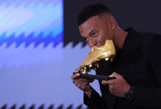 Mbappe Terima Sepatu Emas Eropa, Pengin Lama di Madrid