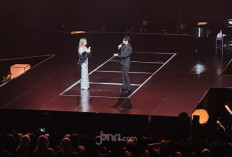 Raisa dan Sung Si-kyung Beri Kejutan saat Konser Love & Let Go