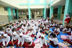 Program Makan Bergizi Gratis Dimulai: Siswa Keluhkan Uang Jajan Dipotong oleh Ortu dan Rasa Makanan