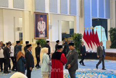 Prabowo Resmi Lantik Adies Kadir Sebagai Hakim MK