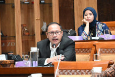 Krisis Guru Mengancam, Kemendikbudristek Didesak Maksimalkan Sertifikasi