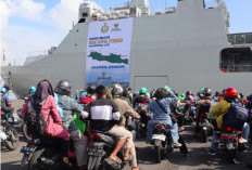Pemudik Diberangkatkan dari Surabaya Kembali Gunakan Kapal Perang dalam Arus Balik Gratis TNI AL 