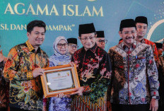 Bupati Bengkulu Utara Sabet Penghargaan dari Menag RI