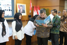 Kepala BPKP Serahkan Ratusan Surat Keputusan Pengangkatan PPPK
