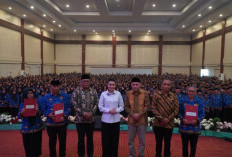 Serahkan SK PPPK, Gubernur Sherly Tekankan Soal Integritas dan Loyalitas