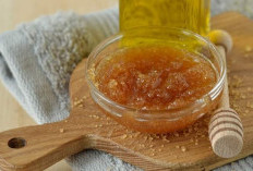  Cara Scrub Bibir Alami yang Murah Meriah, Bikin Bibir Lembut