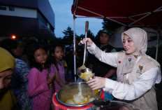 Nabilah Ayu Turun Langsung Salurkan Bantuan untuk Warga Pengadegan