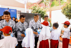 Teknologi AI Tidak Bisa Gantikan Peran Guru