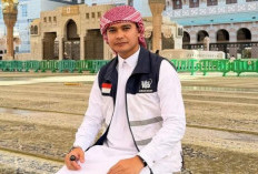 Jadi Petugas Haji, Aiman Ricky Belajar Sabar dan Telaten
