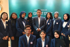 Mahasiswa PresUniv Diskusi Inovasi Material Konstruksi dari Limbah dengan Bos JOE Green Group