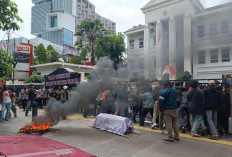 Demo di PTTUN Memanas, Massa Minta Hakim Tak Masuk Angin Menyidangkan Sengketa di Murutara