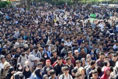 Anak Muda Indonesia Berburu Kerja di Saat Lapangan Makin Sempit