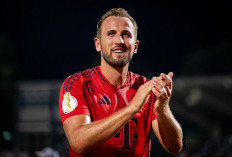 Setelah 694 laga dan 447 gol, Kane Akhirnya Punya Trofi Juga!