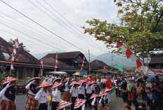 53 Regu Ikuti Lomba Gerak Jalan dalam Memperingati HUT RI ke-79 di Lebong Tengah