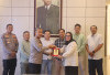 Dirut RBMG Silaturahmi ke Kapolda Bengkulu, Perkuat Sinergi Media dan Kepolisian