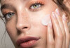 Begini Cara Memilih Sunscreen yang Tepat Untuk Kulit Sensitif 